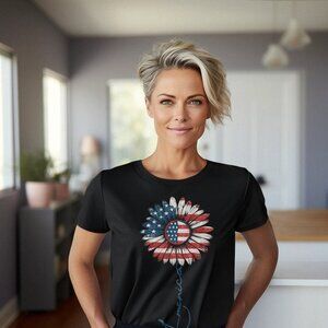 Women’s Distressed Cherry Blossom USA Flag T-Shirt – Patriotic Graphic Tee for 4